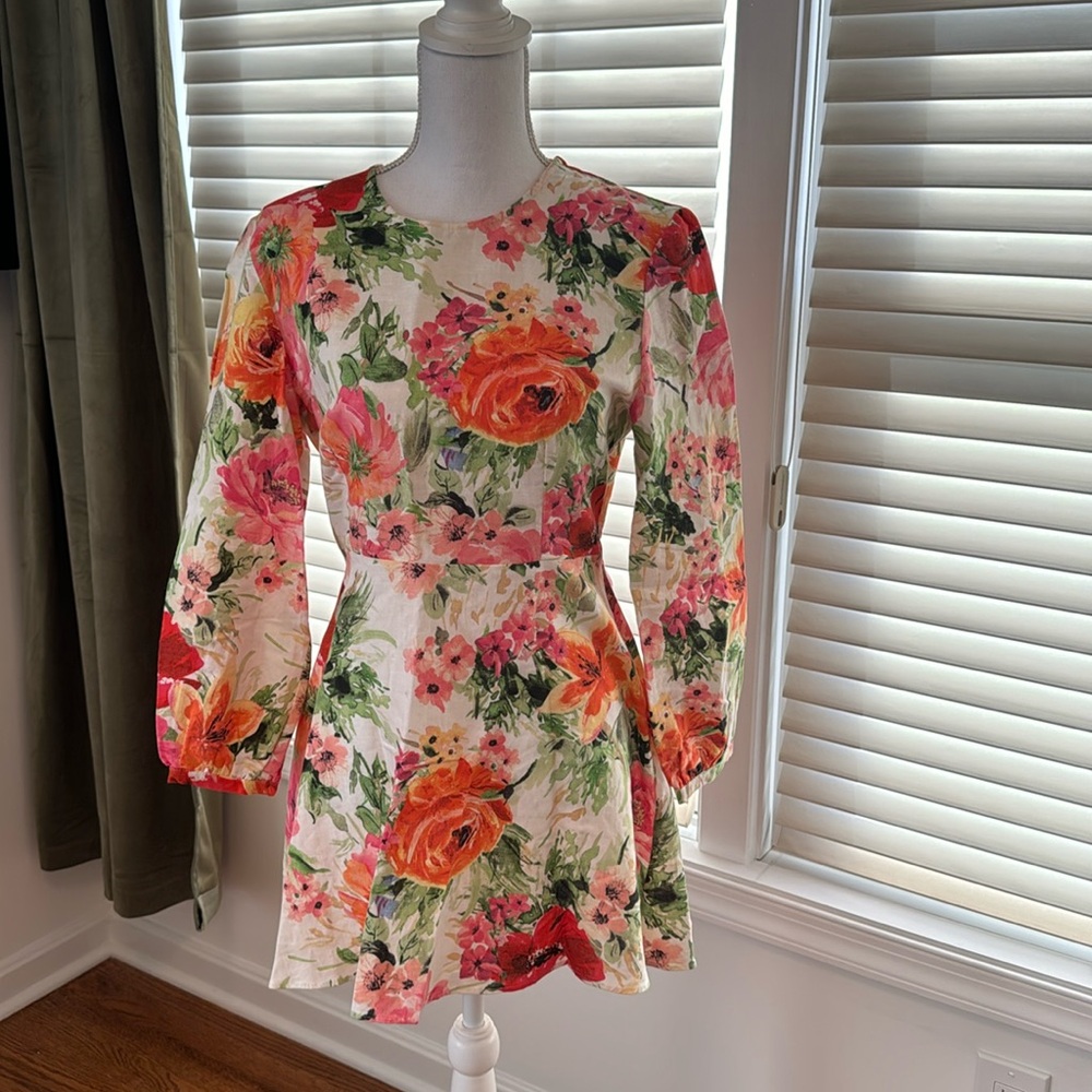 Zara dress size medium